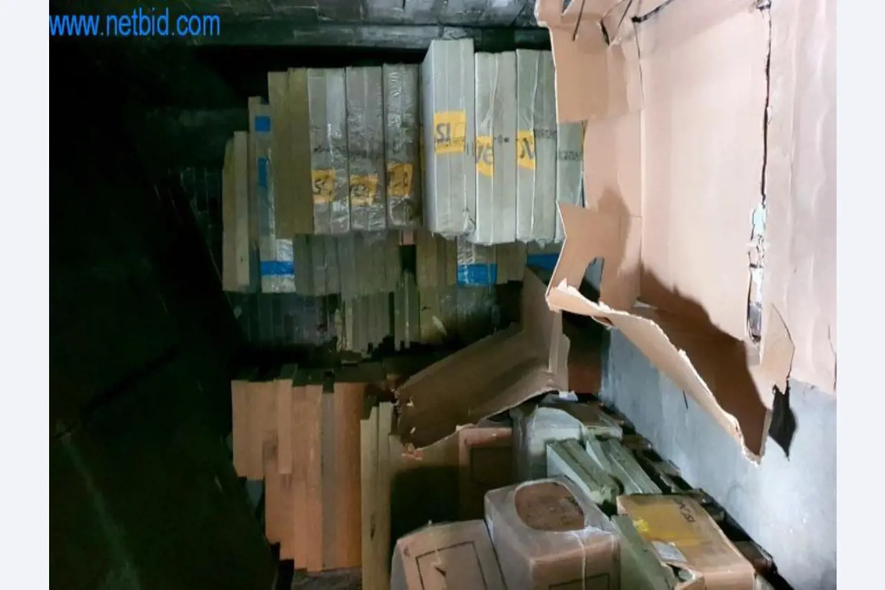 Operating and office equipment of a plasterer and painters shop-5