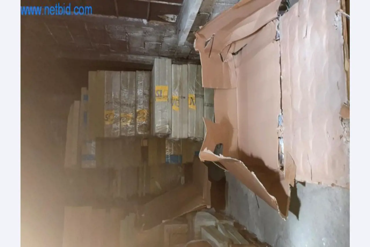 Operating and office equipment of a plasterer and painters shop-7