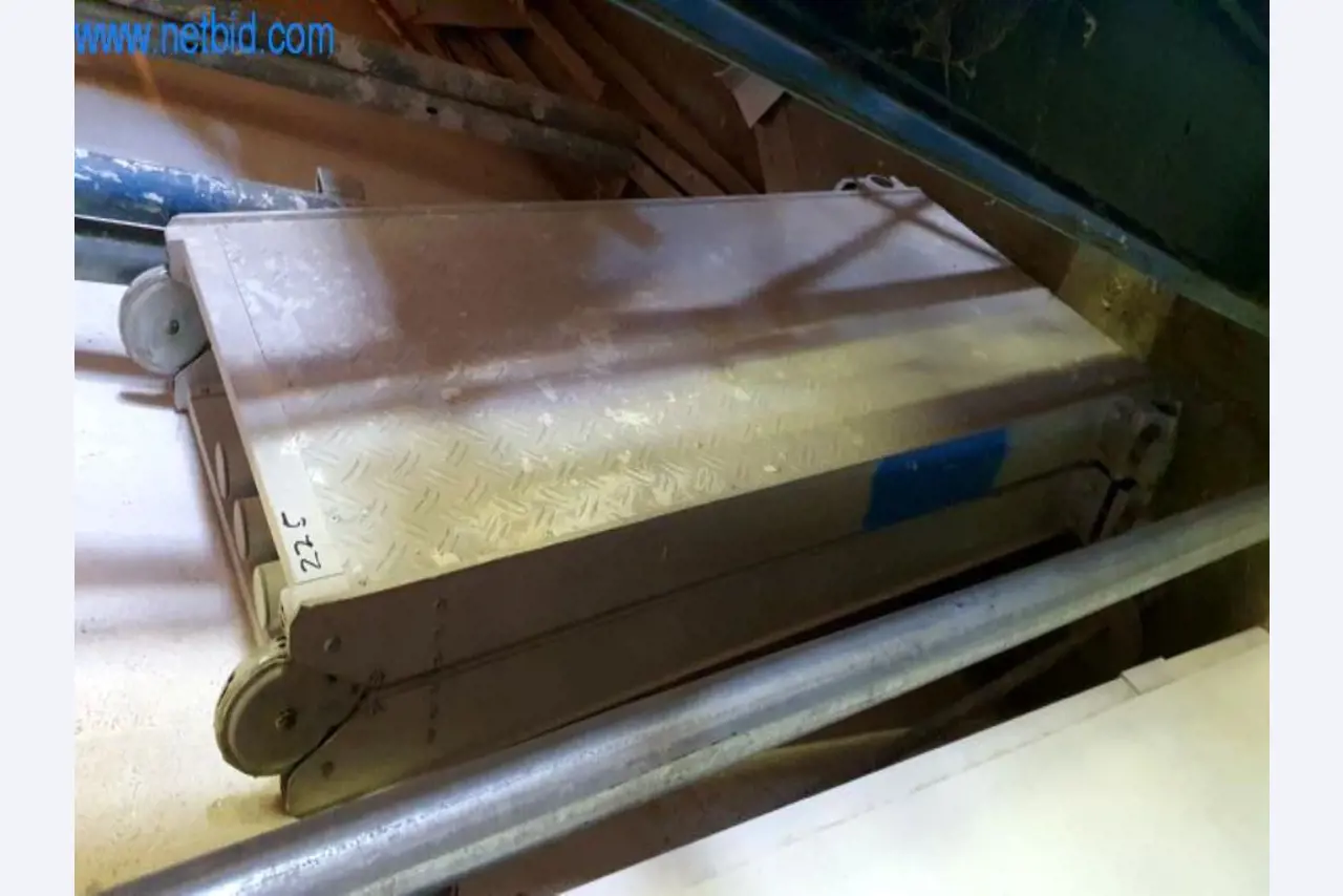 Operating and office equipment of a plasterer and painters shop-1