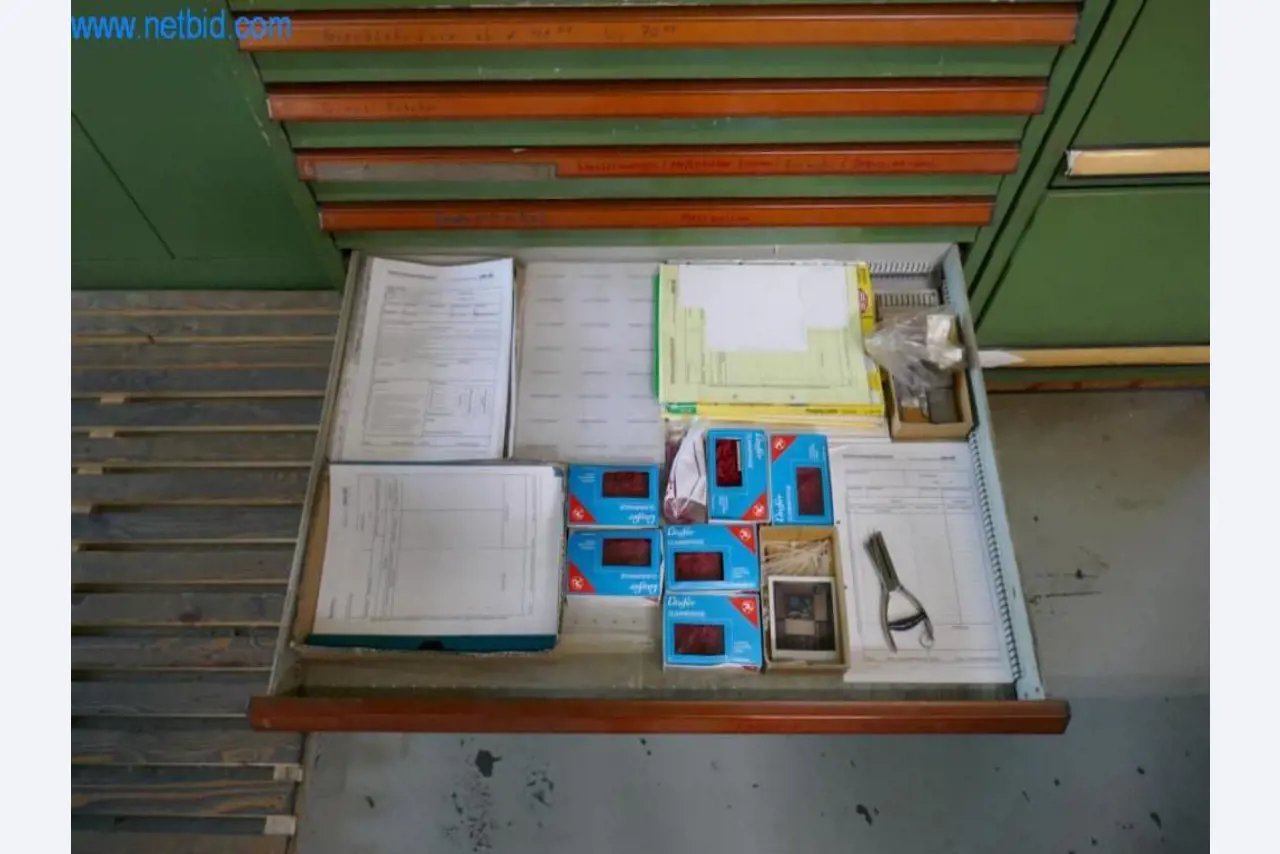 Cutting machines, hand machines-9