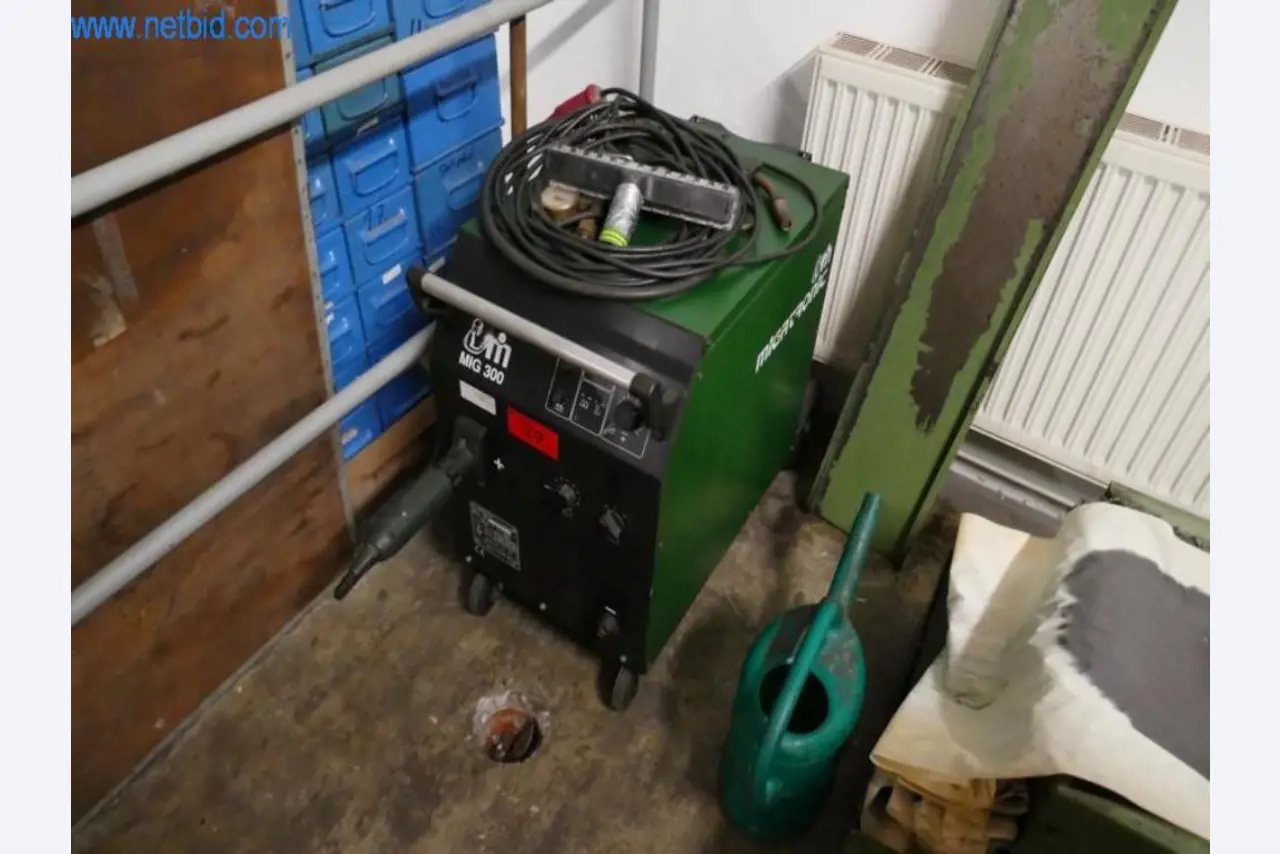 Cutting machines, hand machines-1