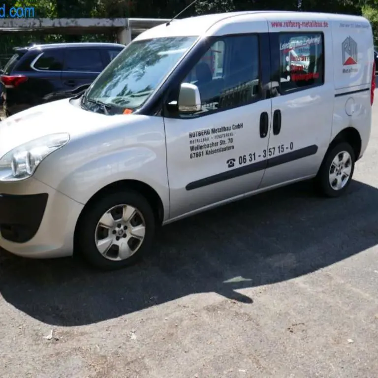 Avto Fiat Doblo Cargo Kombi Sx 1,6