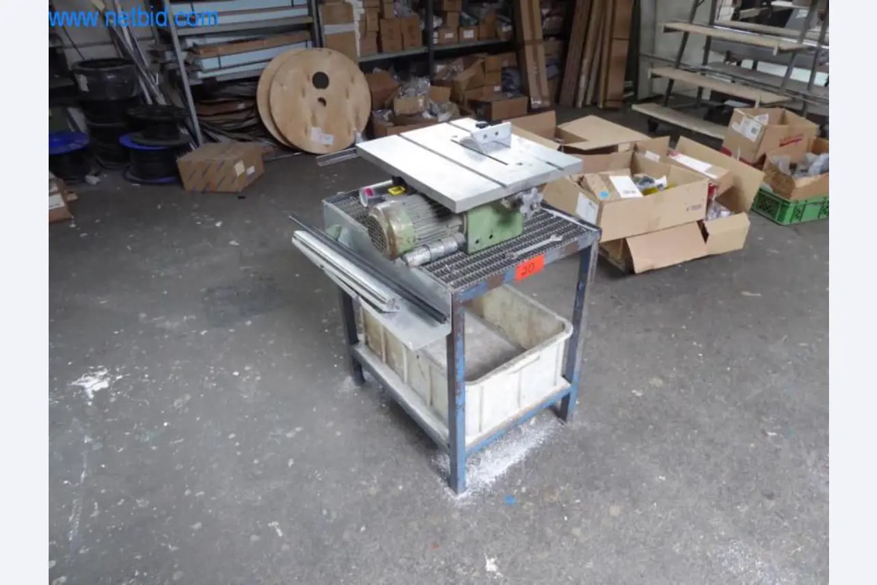 Stroji za izdelavo oken in kovinskih konstrukcij, izdelavo fasad-1