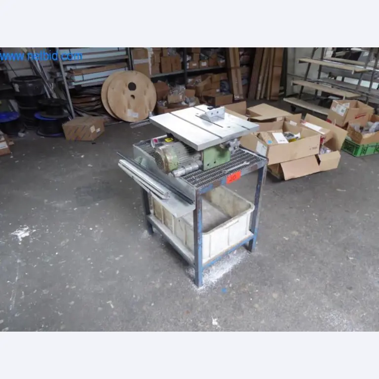 Stroji za izdelavo oken in kovinskih konstrukcij, izdelavo fasad-1