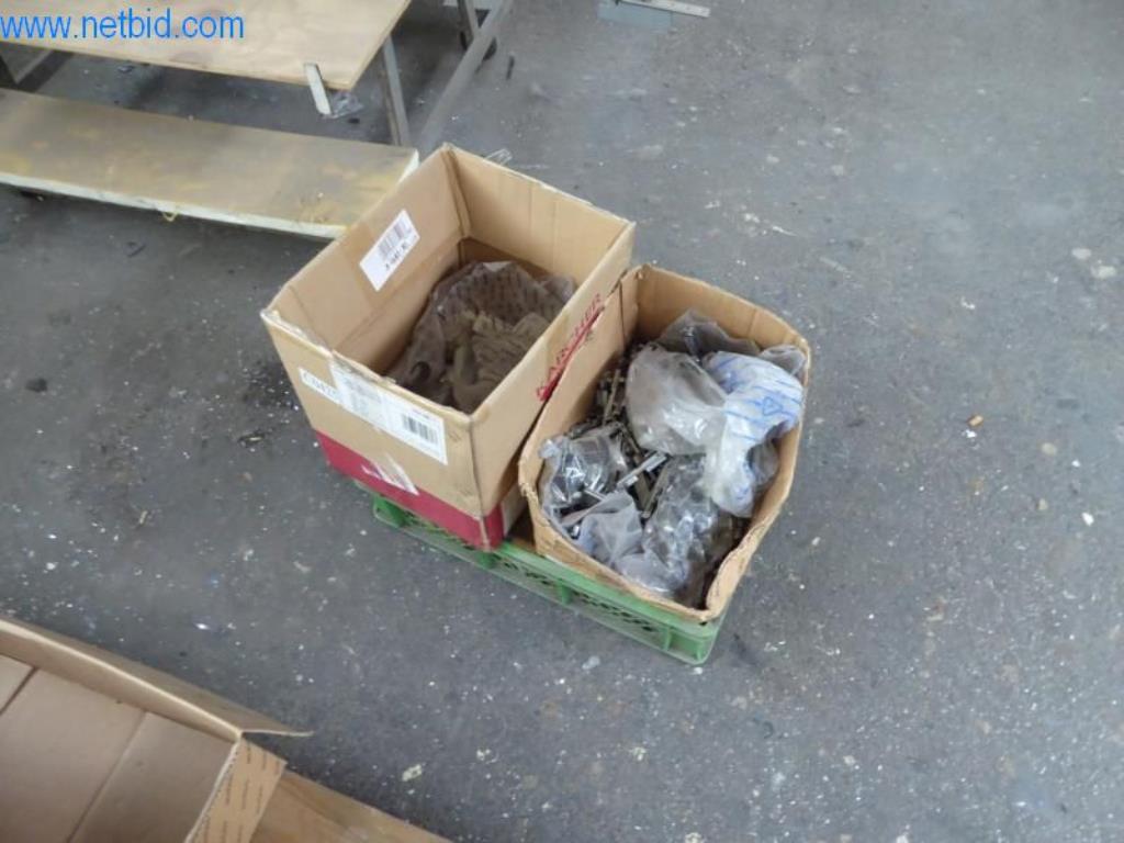 Stroji za izdelavo oken in kovinskih konstrukcij, izdelavo fasad-3