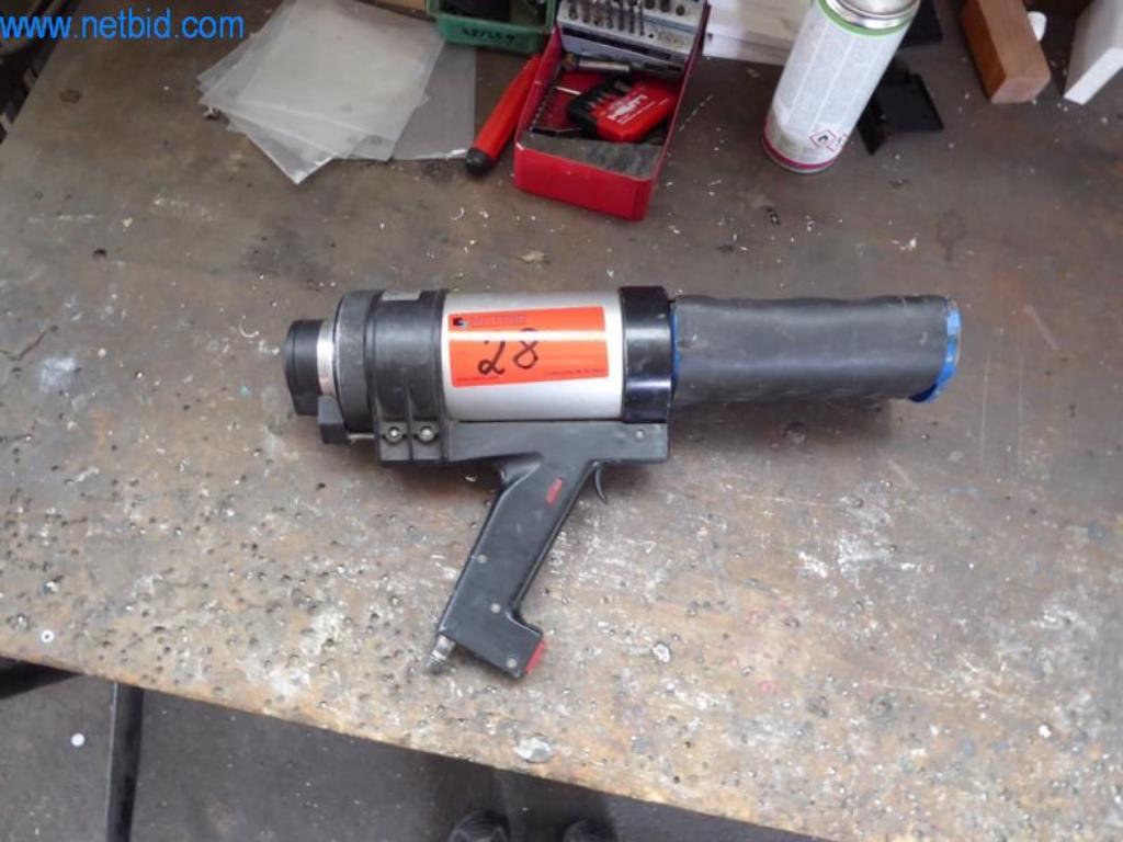 Stroji za izdelavo oken in kovinskih konstrukcij, izdelavo fasad-1