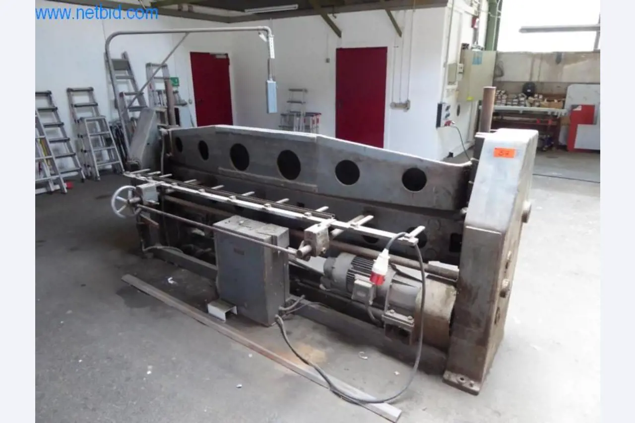 Máquinas para la construcción de ventanas y metal, construcción de fachadas-1