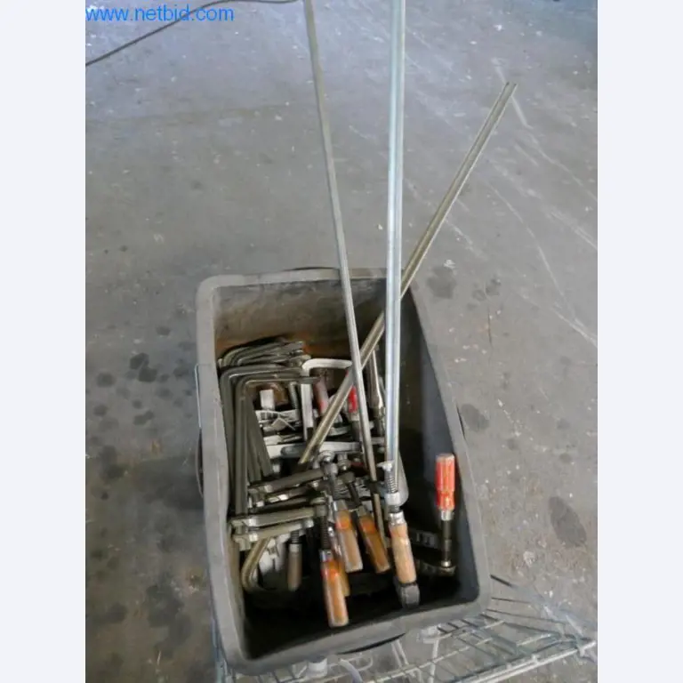 Stroje na výrobu oken a kovových konstrukcí, fasádní konstrukce-3