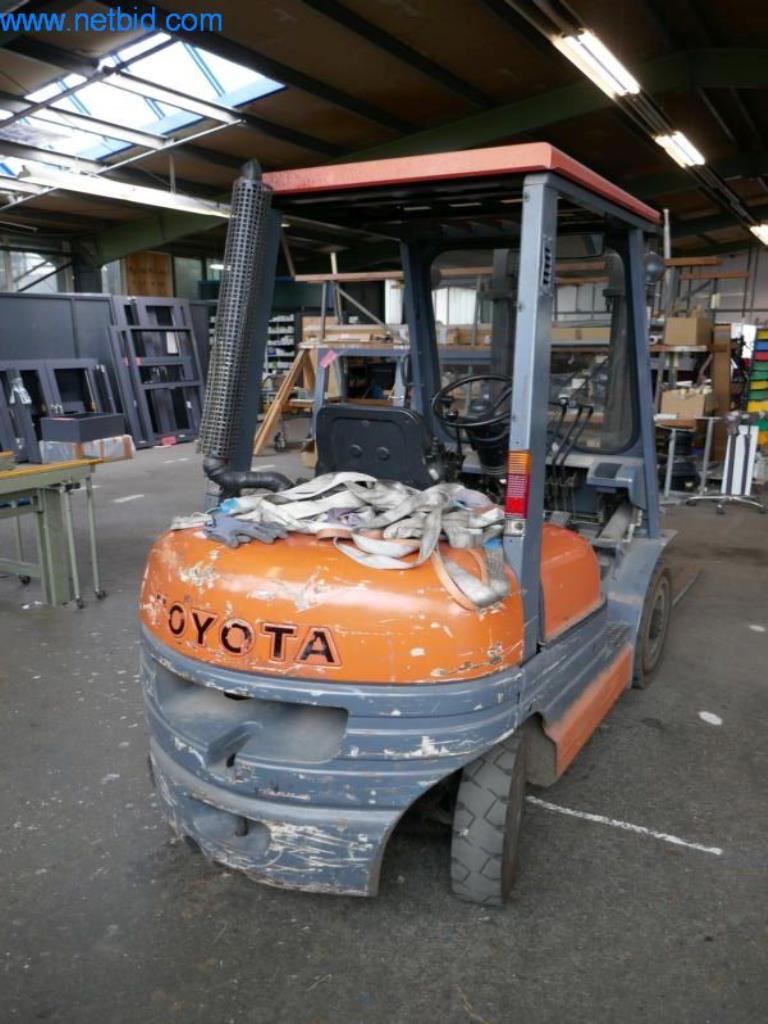 Stroji za izdelavo oken in kovinskih konstrukcij, izdelavo fasad-3