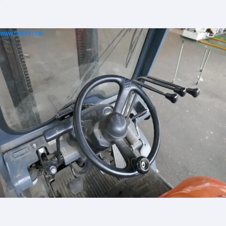 Maschinen aus dem Bereich Fenster- und Metallbau, Fassadenbau-4