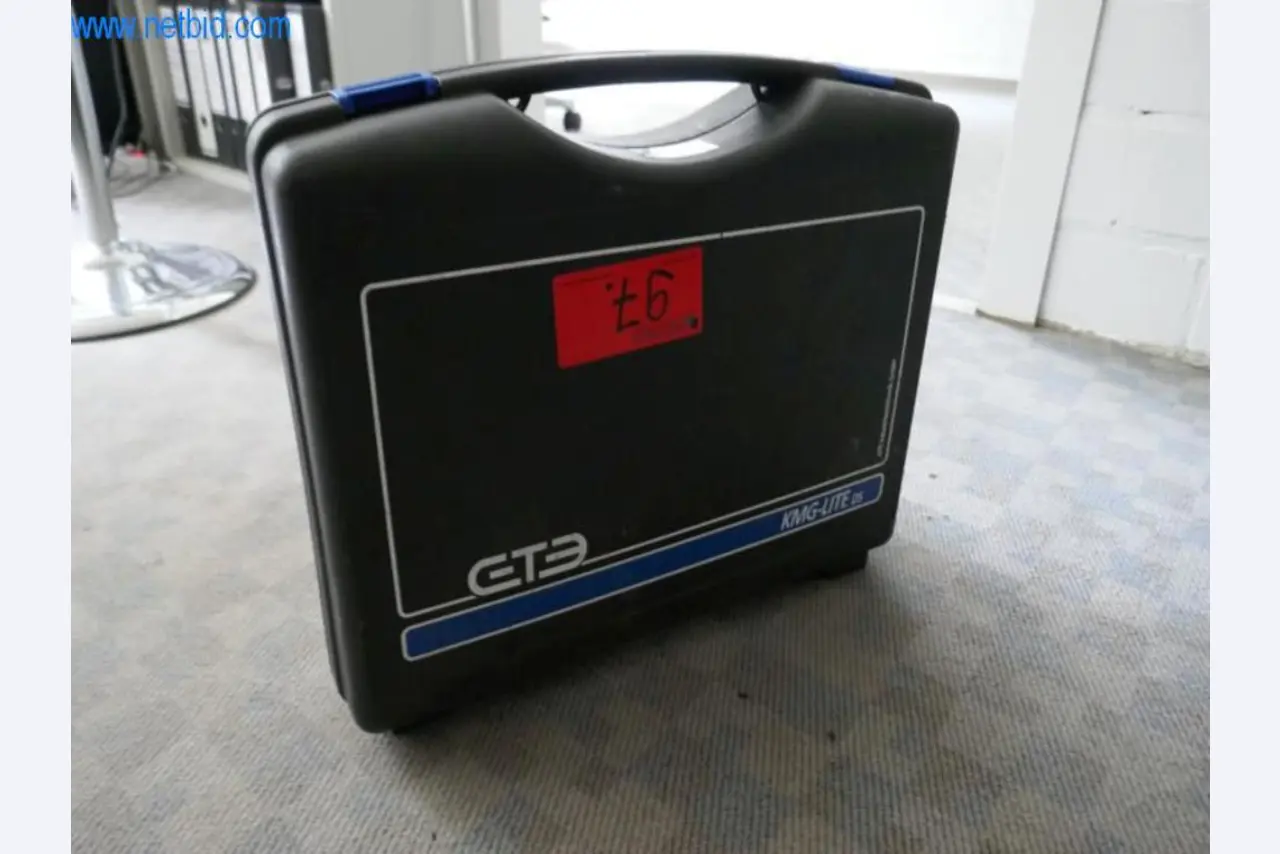 Machines du domaine de la construction de fenêtres et de métal, construction de façades-2