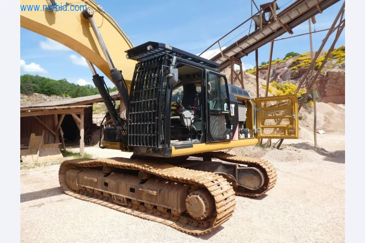 Construction machinery and vehicles-2