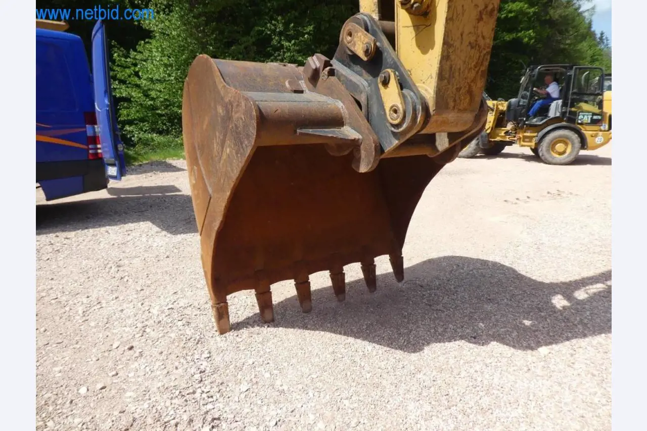 Construction machinery and vehicles-8