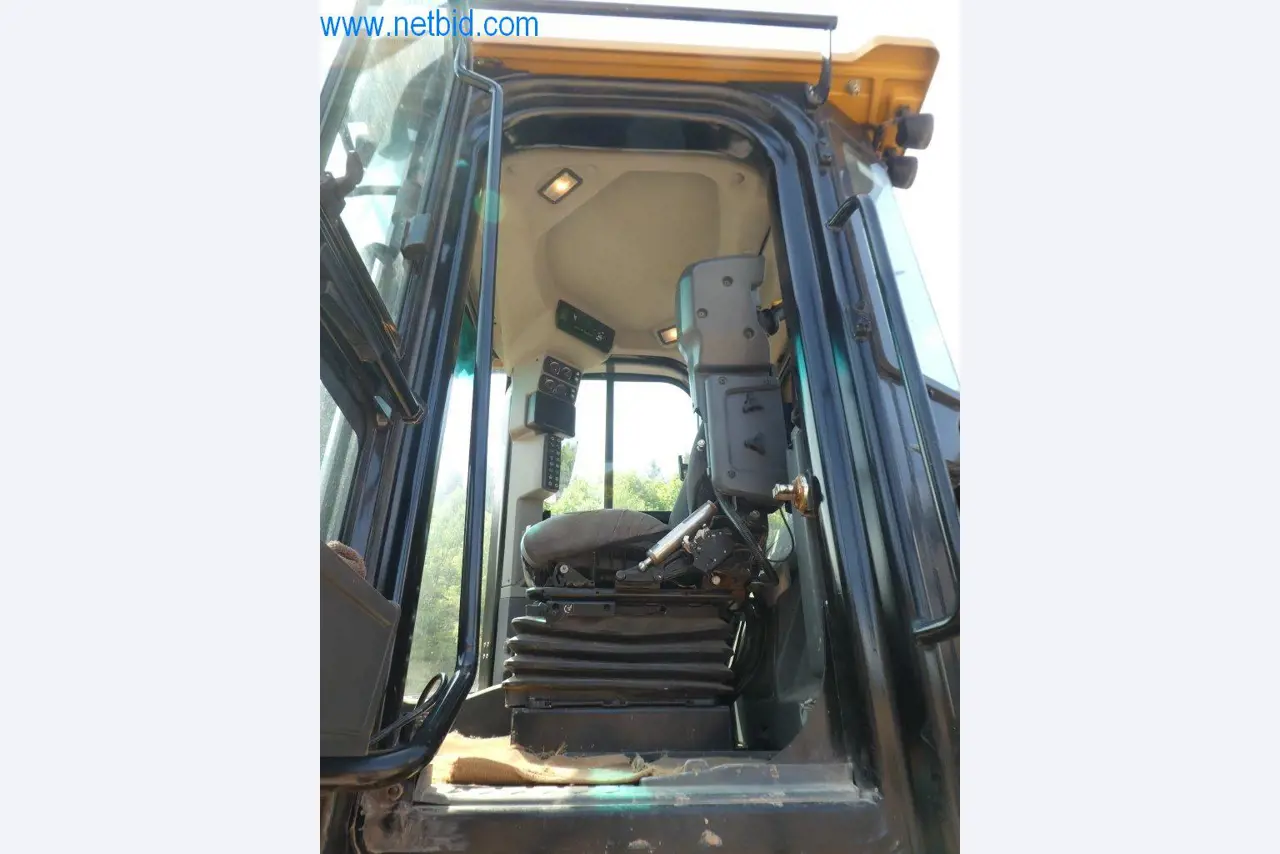 Baumaschinen und Fahrzeuge-17