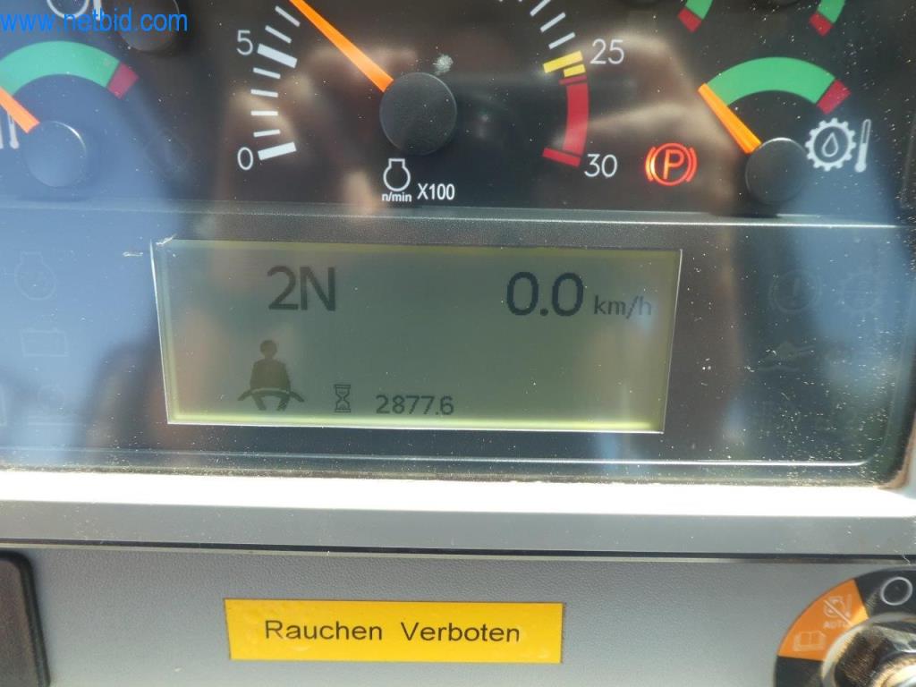 Maszyny budowlane i pojazdy-6