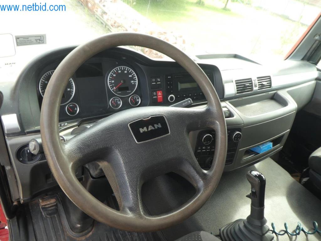 Maszyny budowlane i pojazdy-31