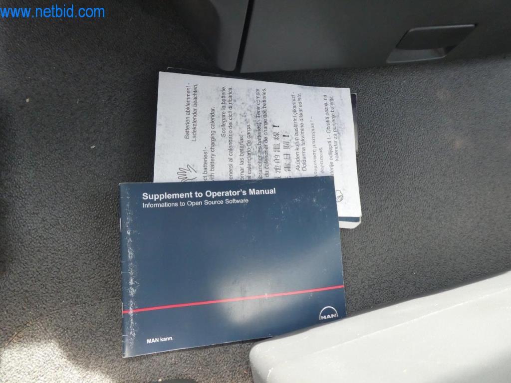 Baumaschinen und Fahrzeuge-22