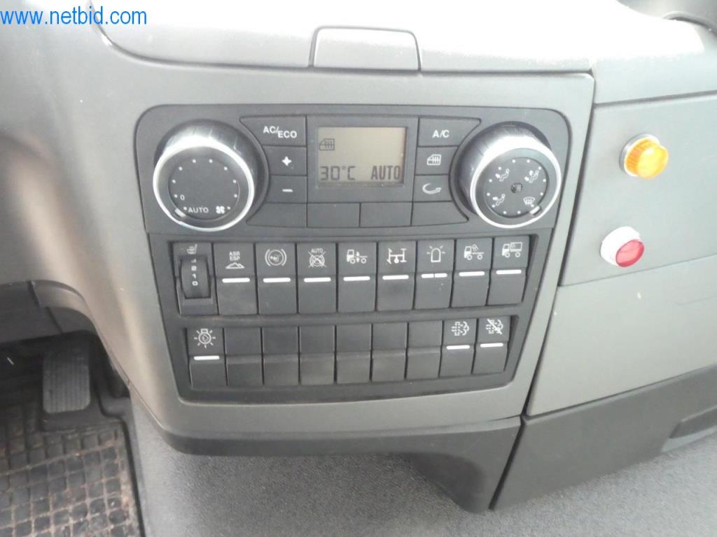 Baumaschinen und Fahrzeuge-29