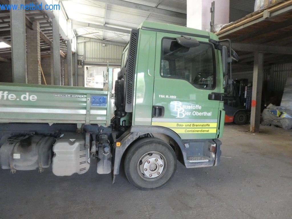 Maszyny budowlane i pojazdy-13