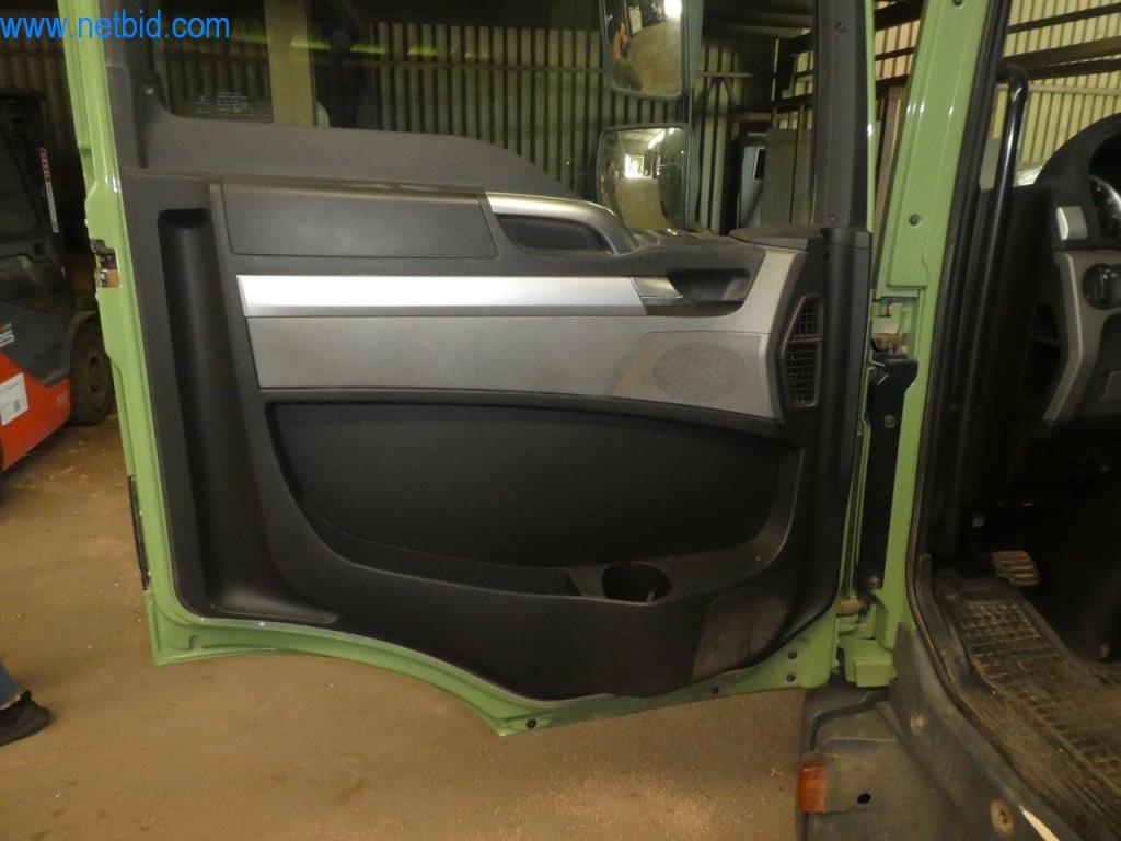 Maszyny budowlane i pojazdy-16