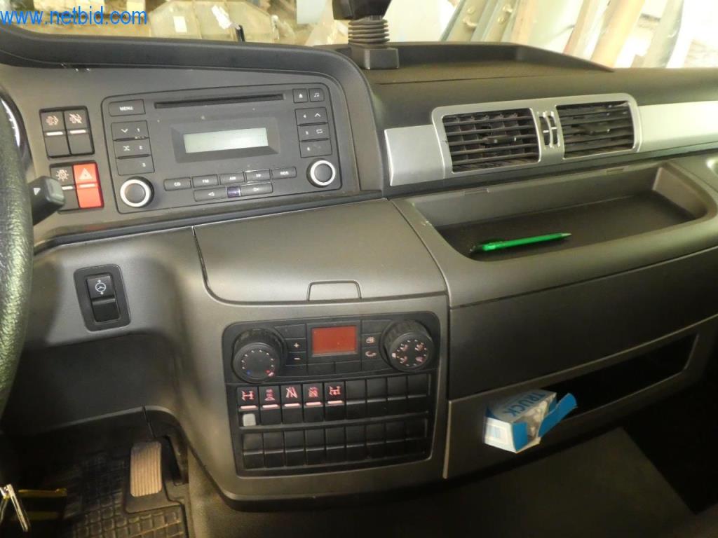 Maszyny budowlane i pojazdy-7