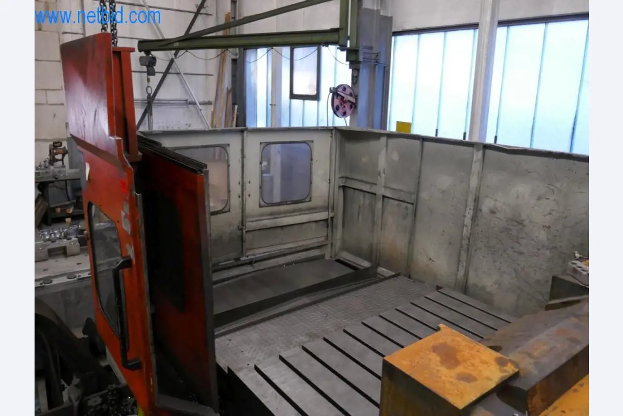 Machines du secteur de la construction mécanique-3