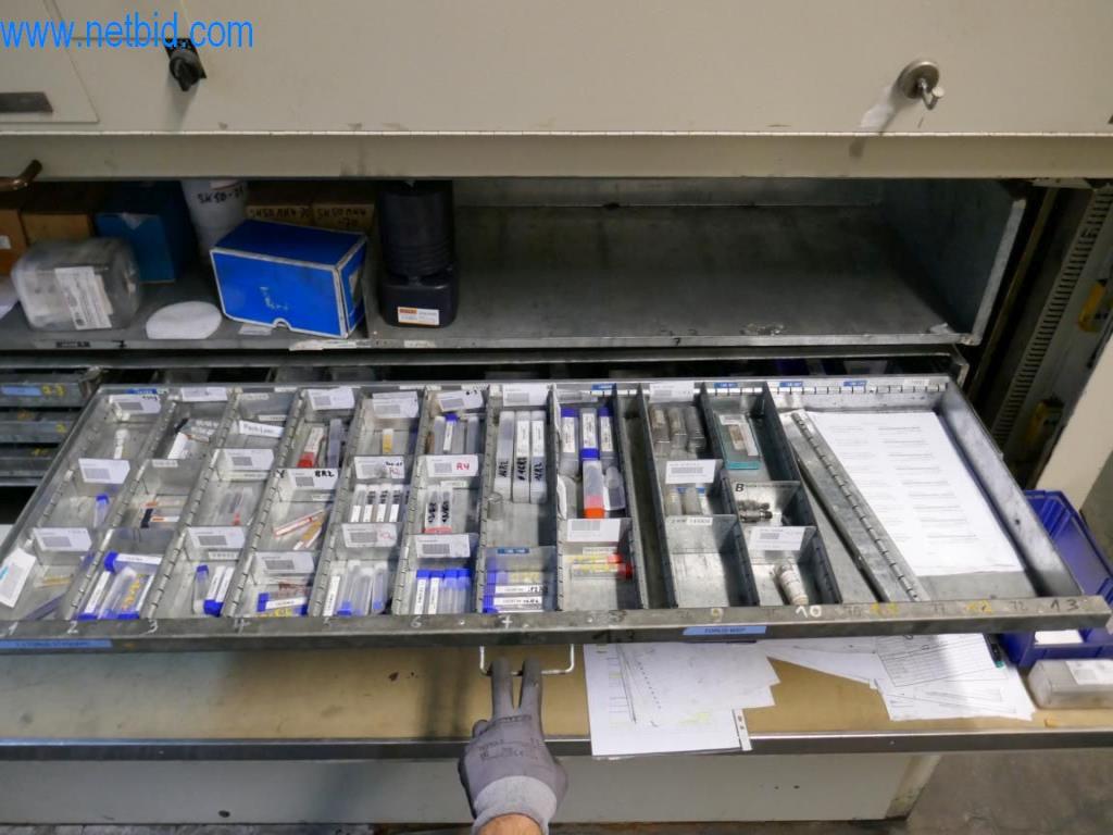 Machines from the field of mechanical engineering-47