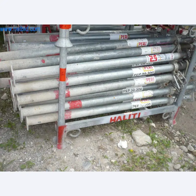 Equipamiento empresarial y vehículos de una empresa de construcción para la construcción de edificios, paneles de yeso y andamios-1