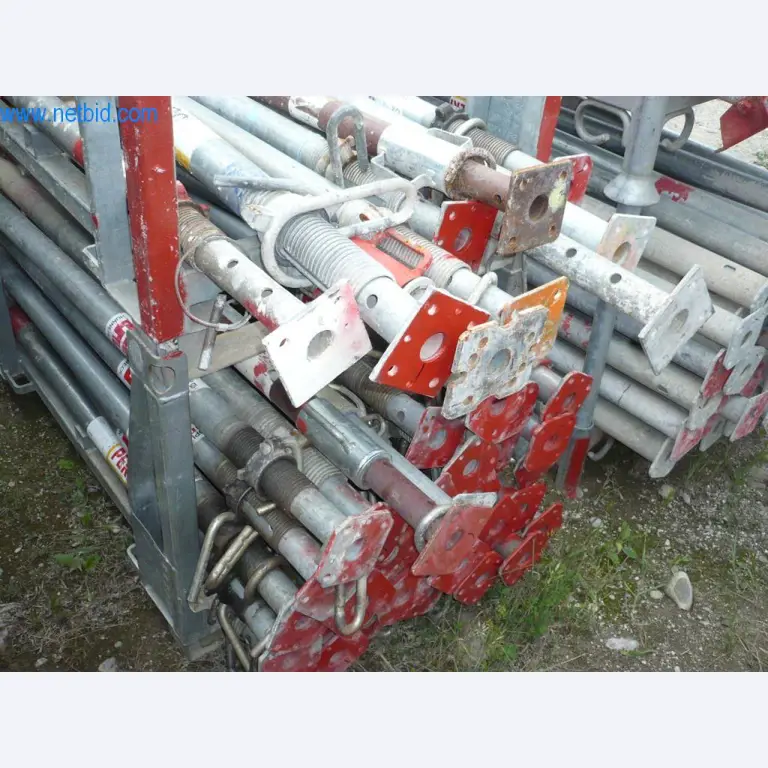 Equipamiento empresarial y vehículos de una empresa de construcción para la construcción de edificios, paneles de yeso y andamios-1