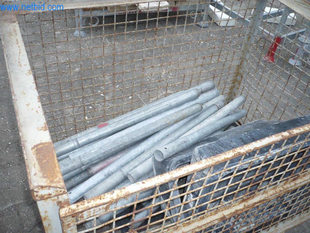 Equipamiento empresarial y vehículos de una empresa de construcción para la construcción de edificios, paneles de yeso y andamios-2