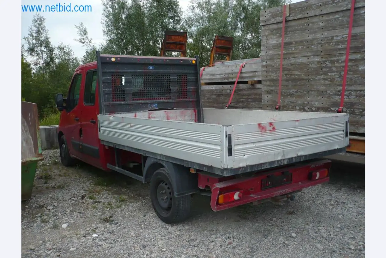 Equipamiento empresarial y vehículos de una empresa de construcción para la construcción de edificios, paneles de yeso y andamios-2