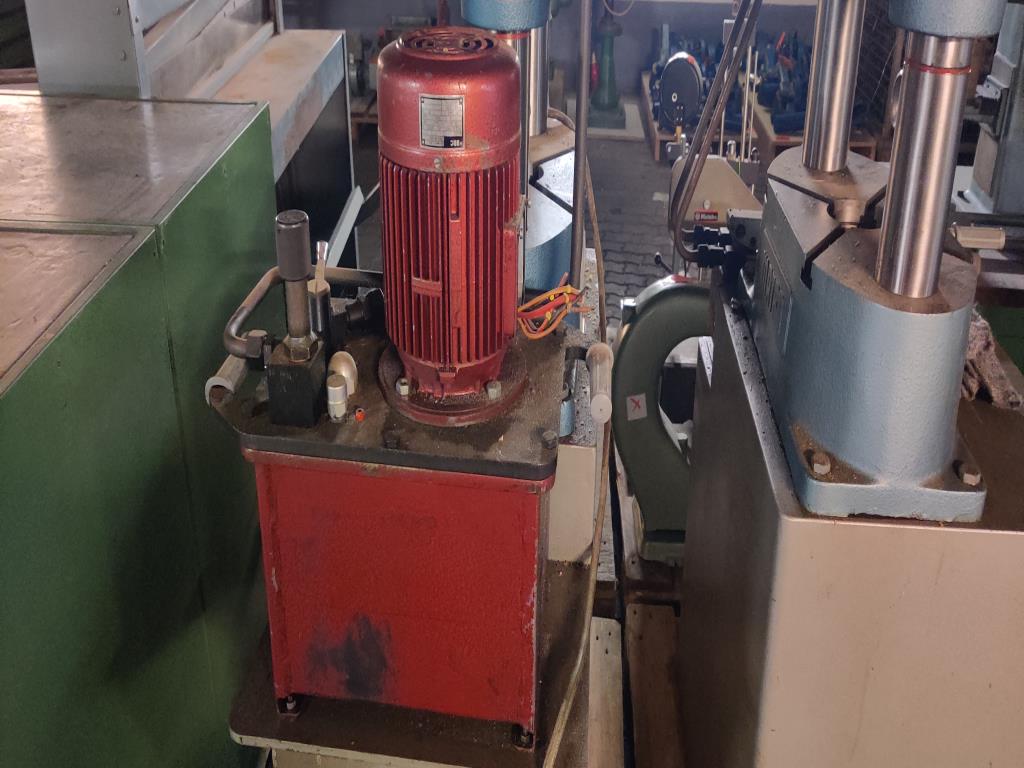 Gepflegte, nicht mehr benötigte, maschinelle sowie betriebliche Einrichtung einer Gewerbeschule-2