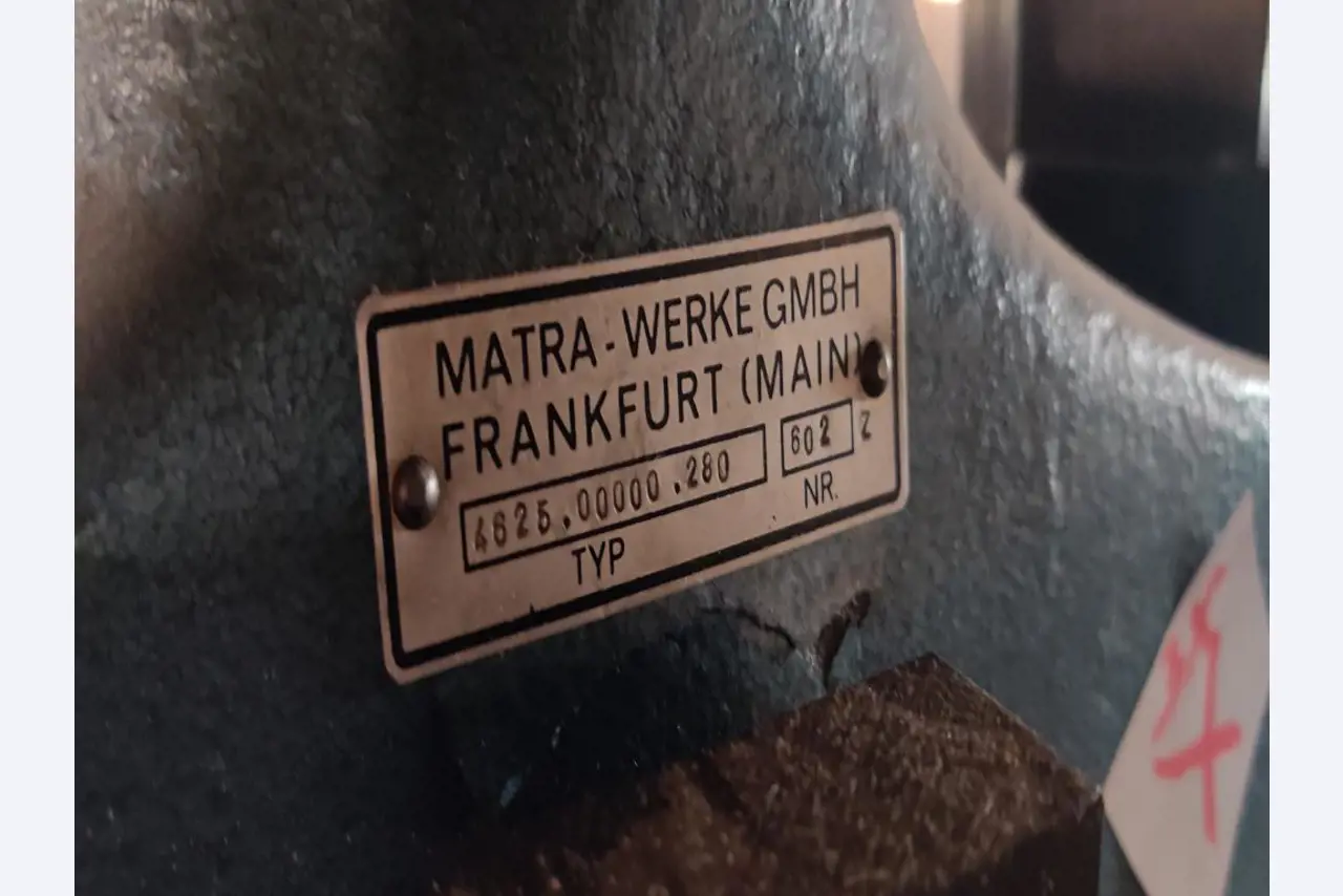 Gepflegte, nicht mehr benötigte, maschinelle sowie betriebliche Einrichtung einer Gewerbeschule-5