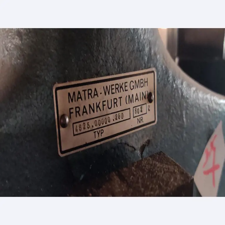 Gepflegte, nicht mehr benötigte, maschinelle sowie betriebliche Einrichtung einer Gewerbeschule-5