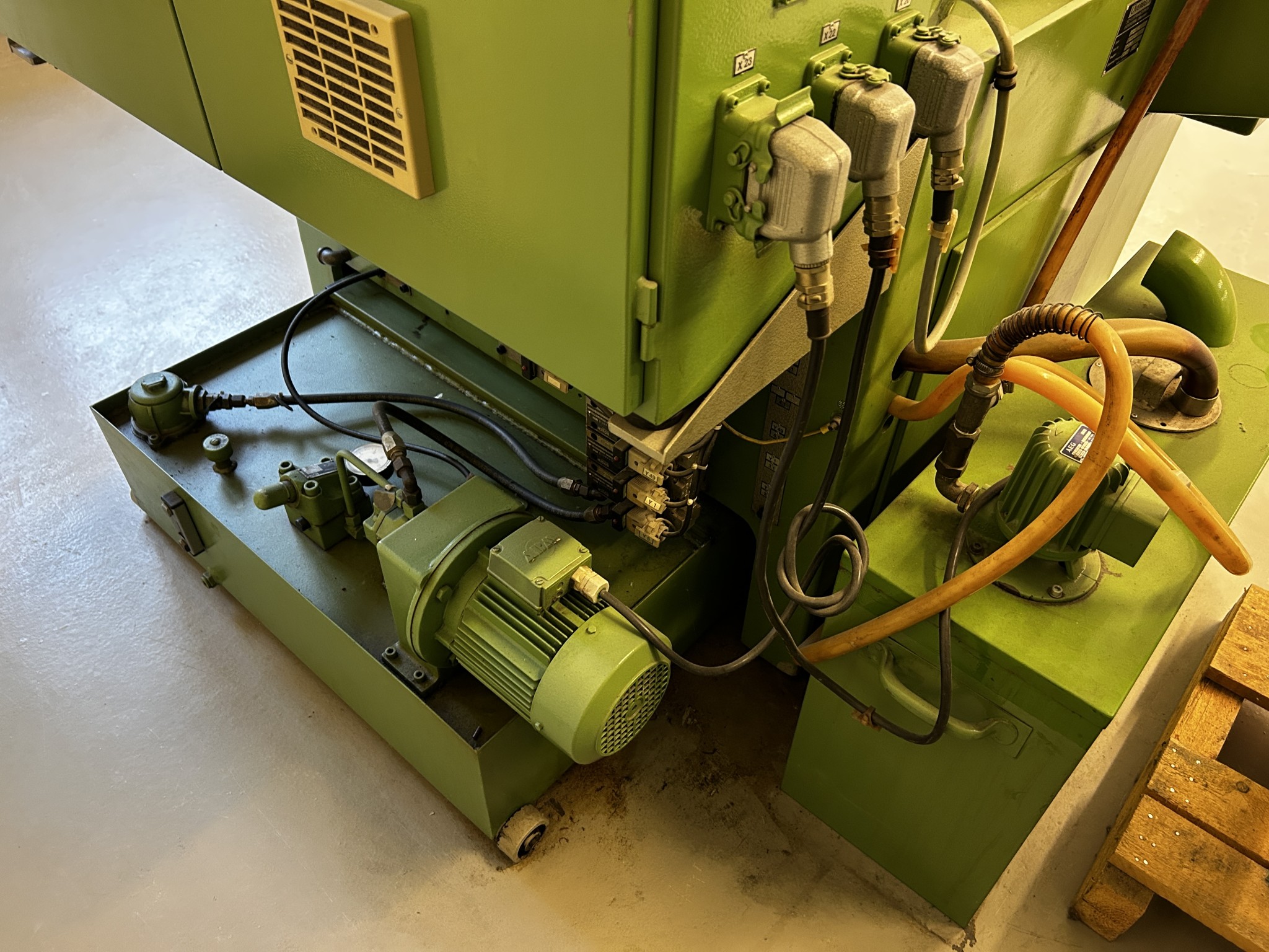 CNC-Werkzeugmaschinen und Orthopädietechnik-7