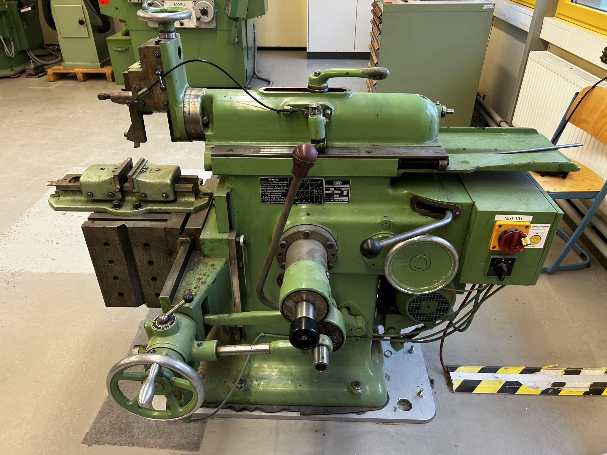 Máquinas-ferramentas CNC e tecnologia ortopédica-8