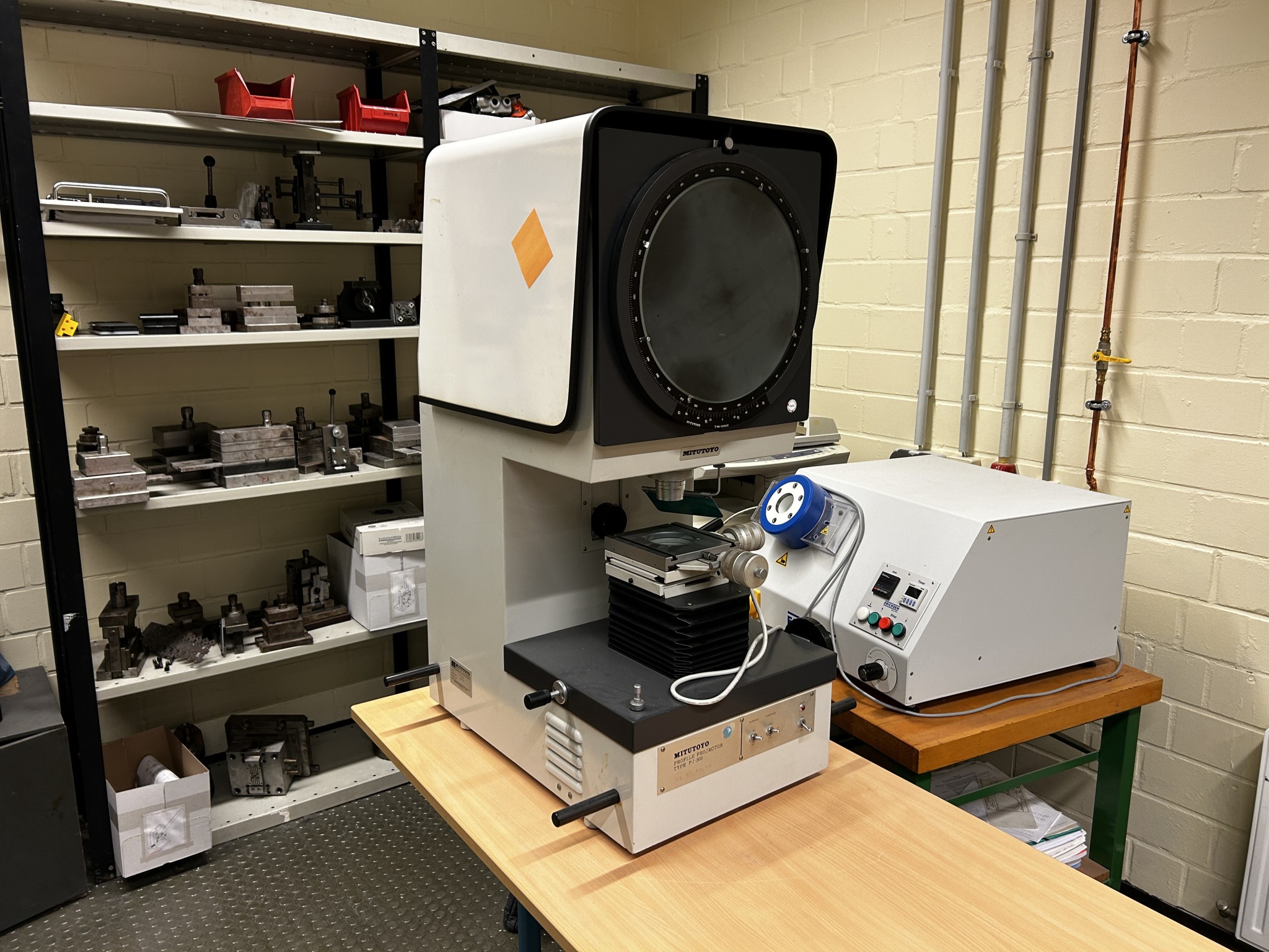 High-quality CNC machine tools and workshop equipment-1