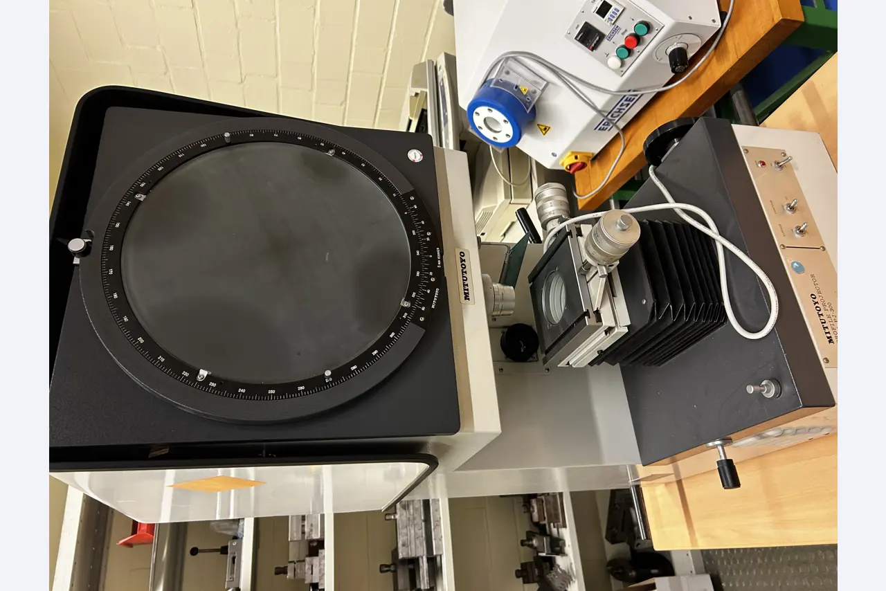 High-quality CNC machine tools and workshop equipment-5