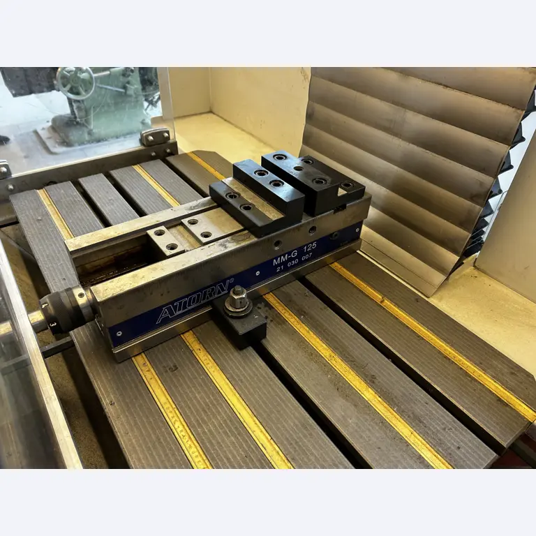 High-quality CNC machine tools and workshop equipment-6