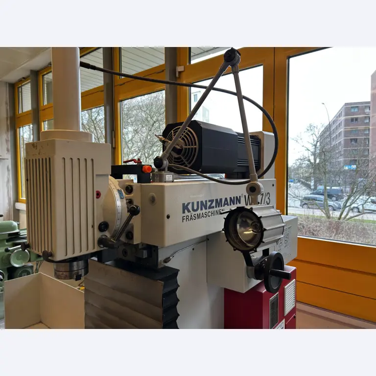 High-quality CNC machine tools and workshop equipment-7