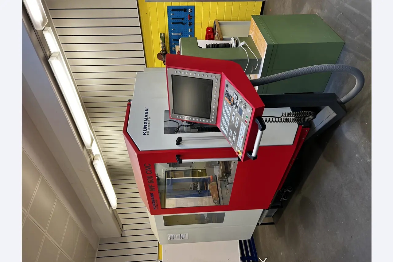 High-quality CNC machine tools and workshop equipment-11