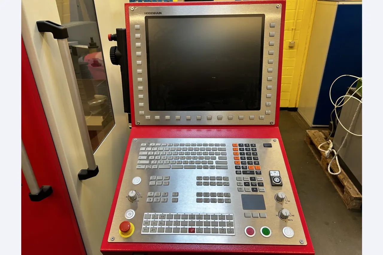 High-quality CNC machine tools and workshop equipment-4