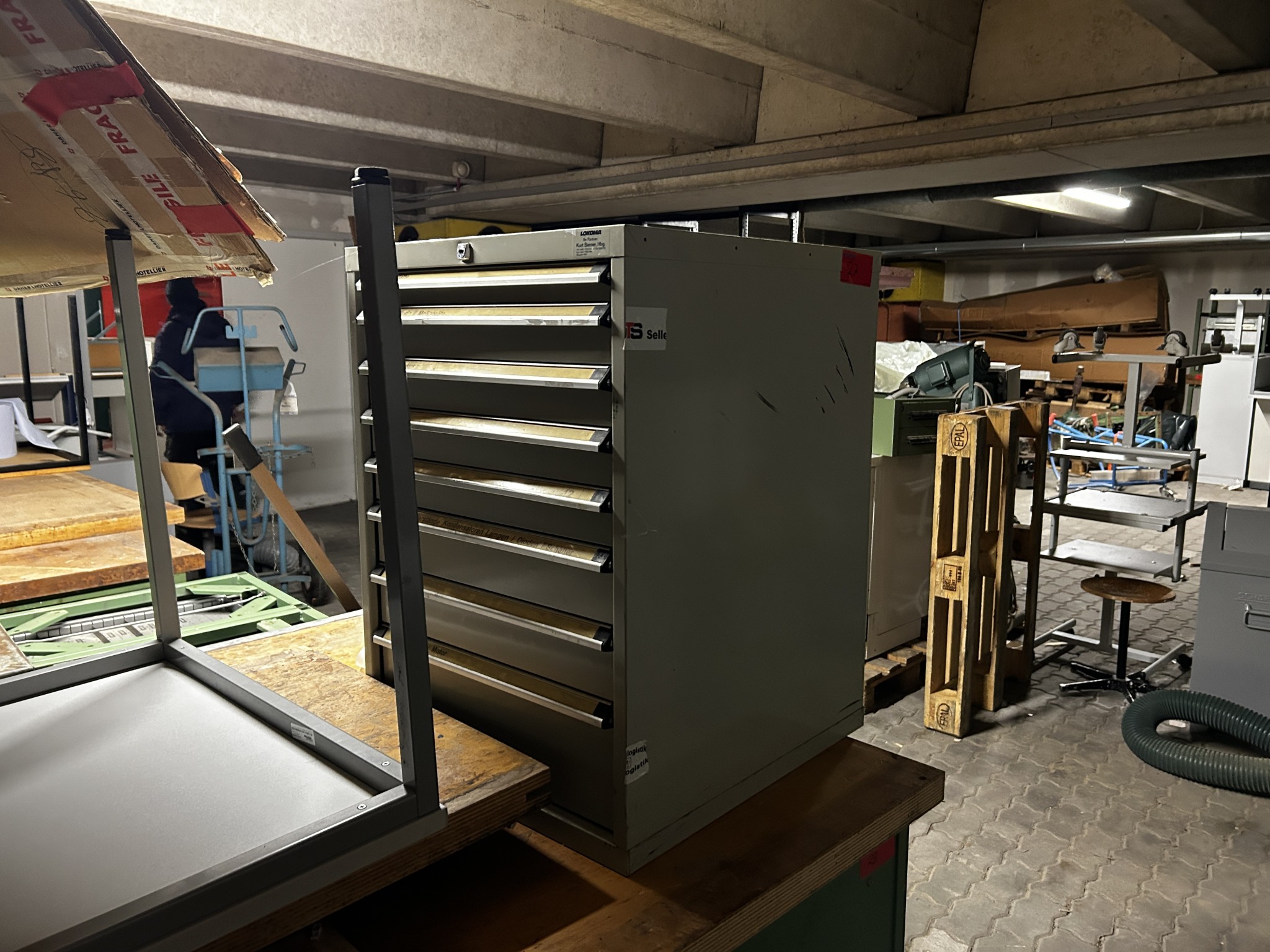 High-quality CNC machine tools and workshop equipment-2