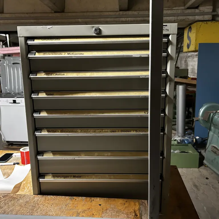 Workshop cabinet Lokoma