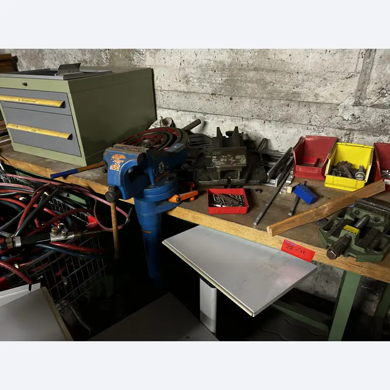 High-quality CNC machine tools and workshop equipment-13