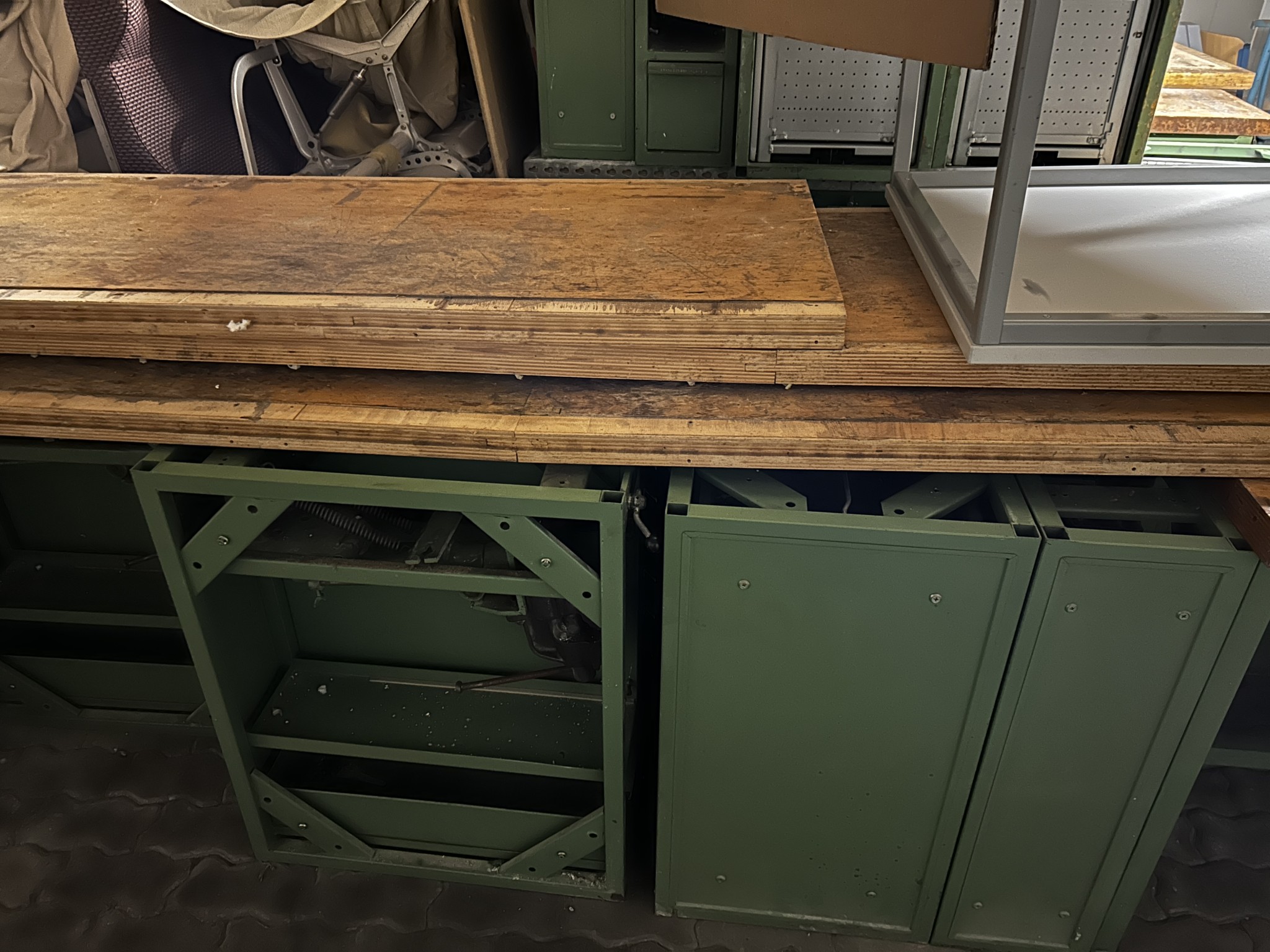 High-quality CNC machine tools and workshop equipment-4