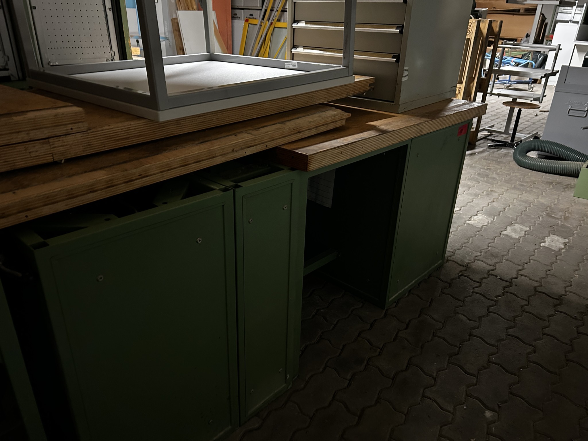 High-quality CNC machine tools and workshop equipment-5