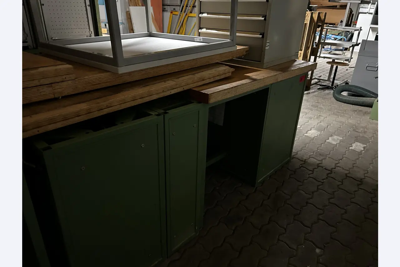 High-quality CNC machine tools and workshop equipment-5