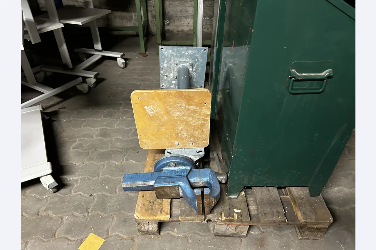 High-quality CNC machine tools and workshop equipment-3