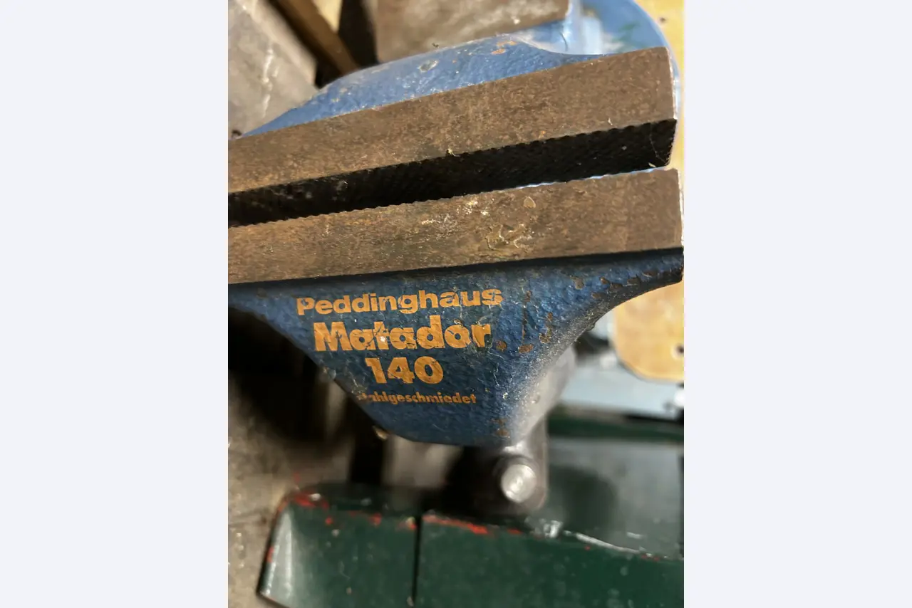 High-quality CNC machine tools and workshop equipment-4